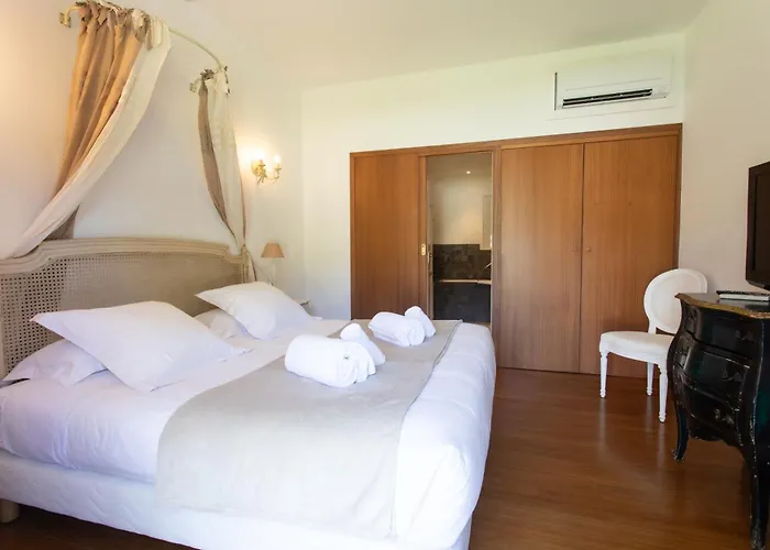 Hotel Le Verger Maelvi