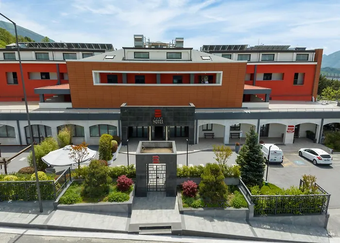 BHotel