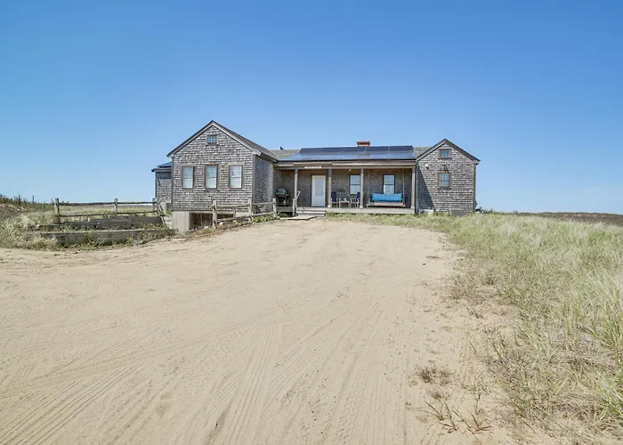 Stunning Ocean View! Beachfront Nantucket Retreat