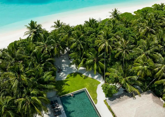 Intercontinental Maldives Maamunagau Resort With Club Benefits By Ihg