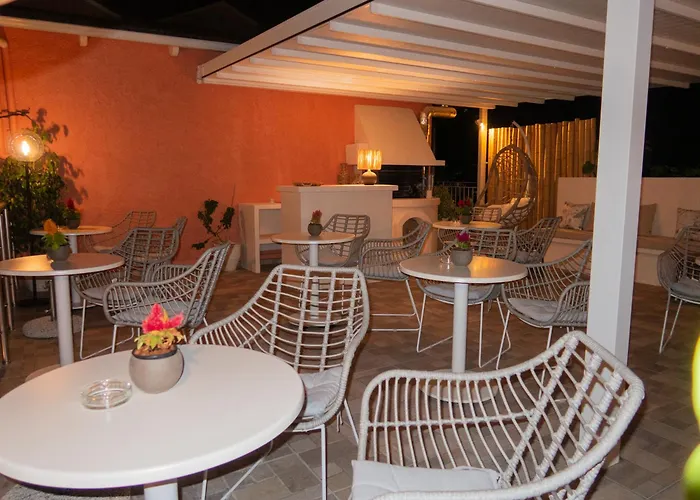 Cristina Apartments