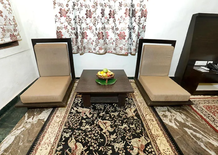 Chira Meadows Ecoresort, Dapoli