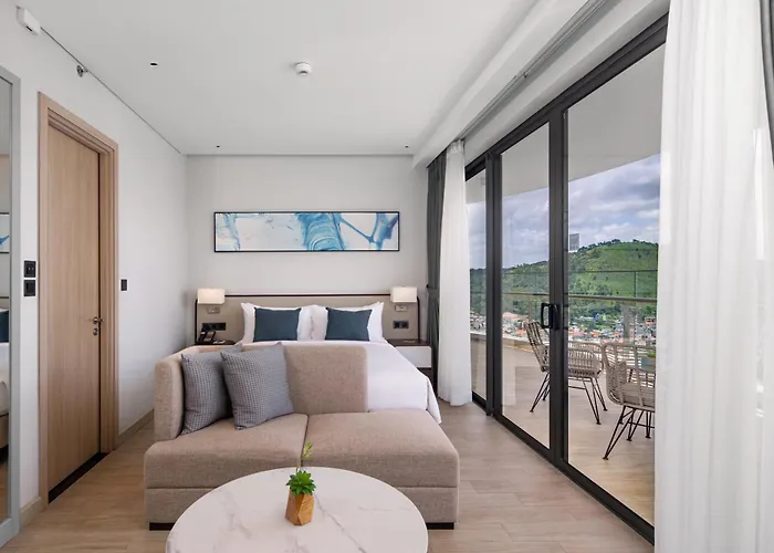 Citadines Marina Halong
