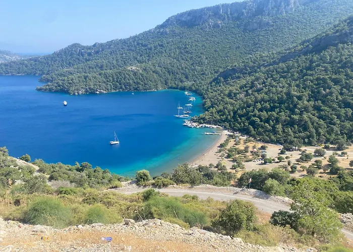 Airport Blue Eye Apartment: Convenient Dalaman Stopover