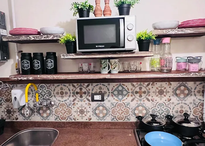 Ma Maison Gleem, Alexandria