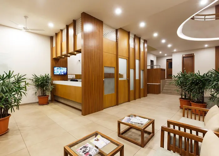 Hotel Classic Mid Town, Kolhapur Near Mahalaxmi Temple
