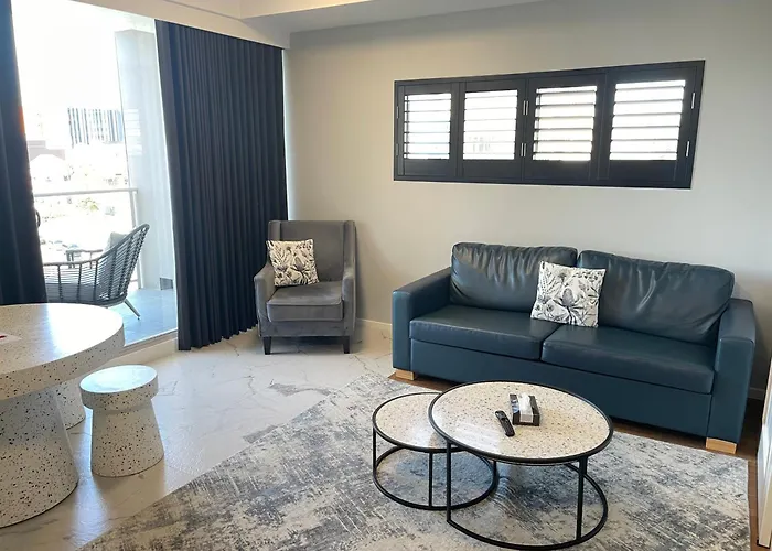 Honeysuckle Executive Apartments