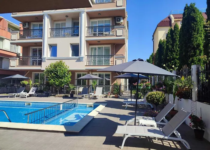 Divela 3 Apartments