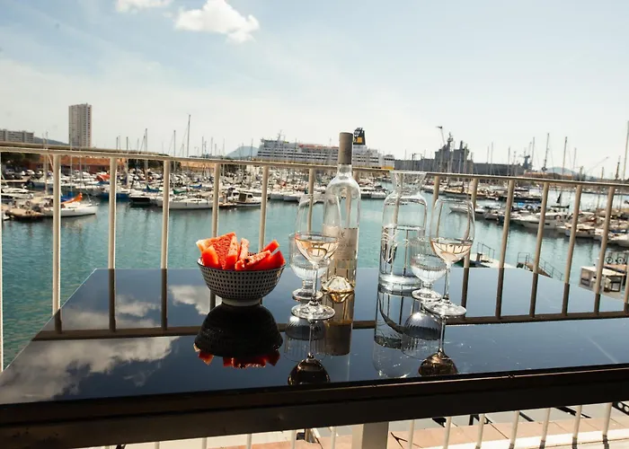Marinca Port View Toulon