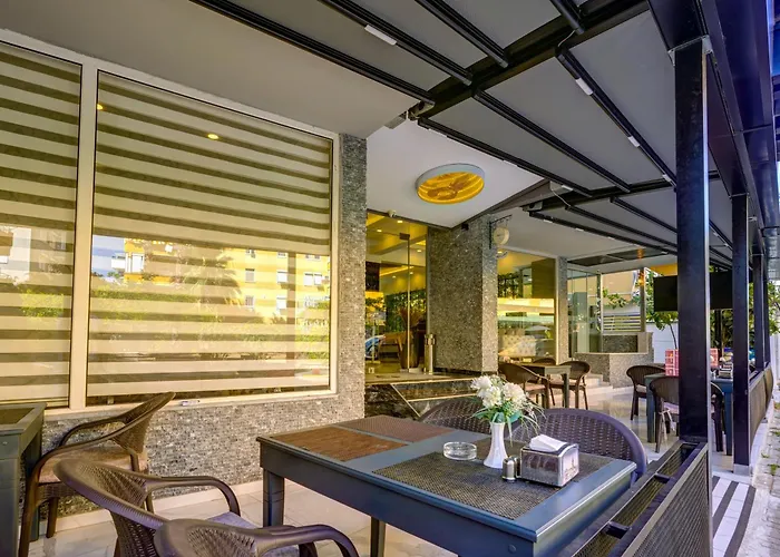 Miss Cleopatra Hotel