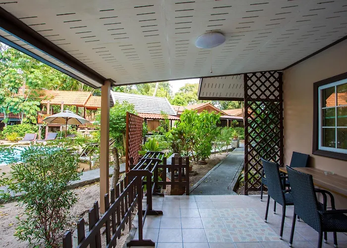 Harry'S Bungalows