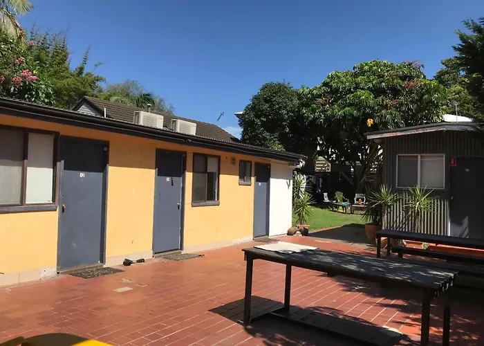 Manly Bunkhouse