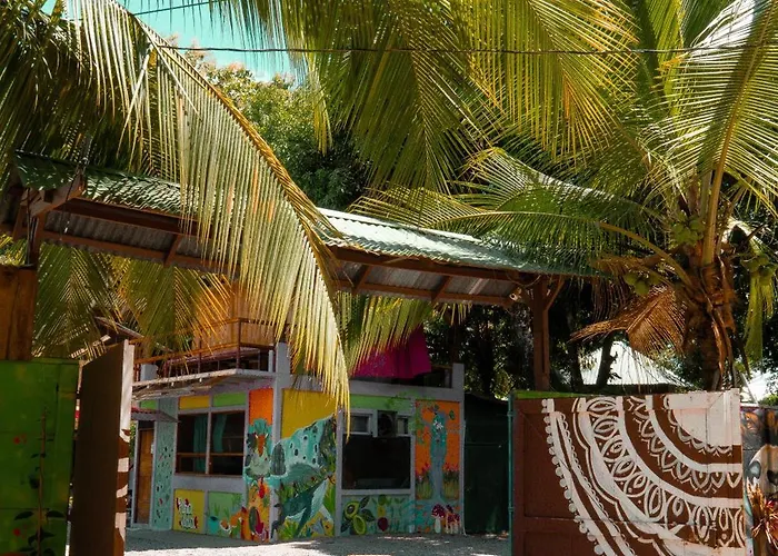 Flutterby House Hostel