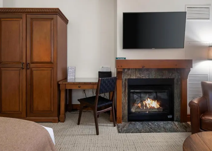 1204 Lodge At Spruce Peak Ski In Ski In Ski Out King Studio By Stowe Mountain Rentals
