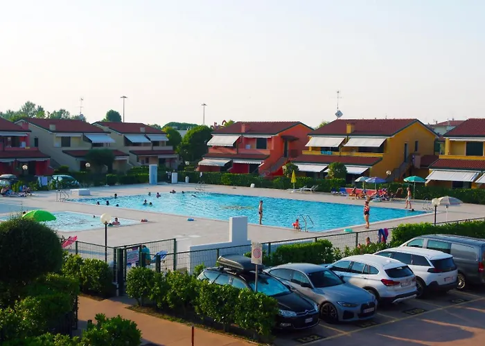 Aqua Marina Aparthotel - Market & Restaurant - Pizzeria