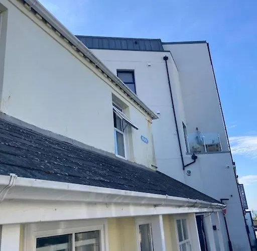 52 Meters From The Beach