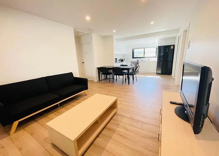 262 Troughton Accommodation