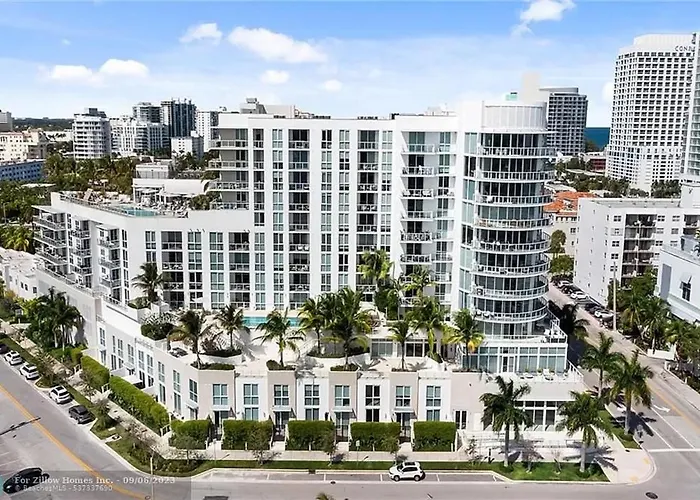 The Glamour Of Upscale Downtown Ft. Lauderdale