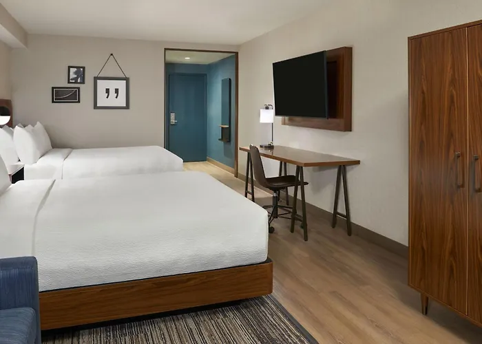 Four Points By Sheraton Point Edward Sarnia