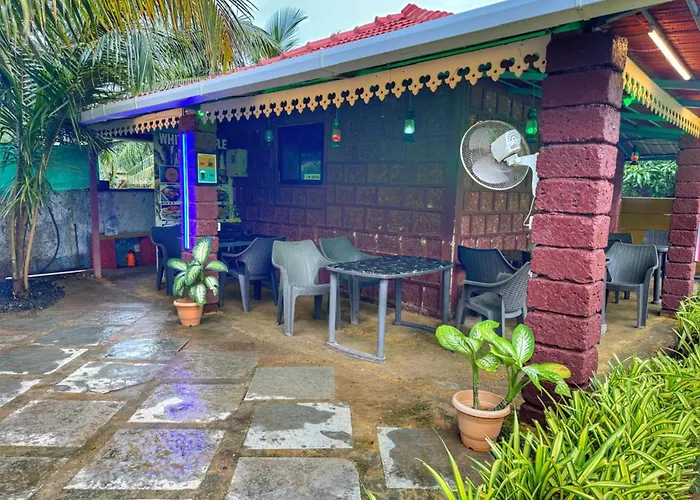 White Truffle Resort, Arambol