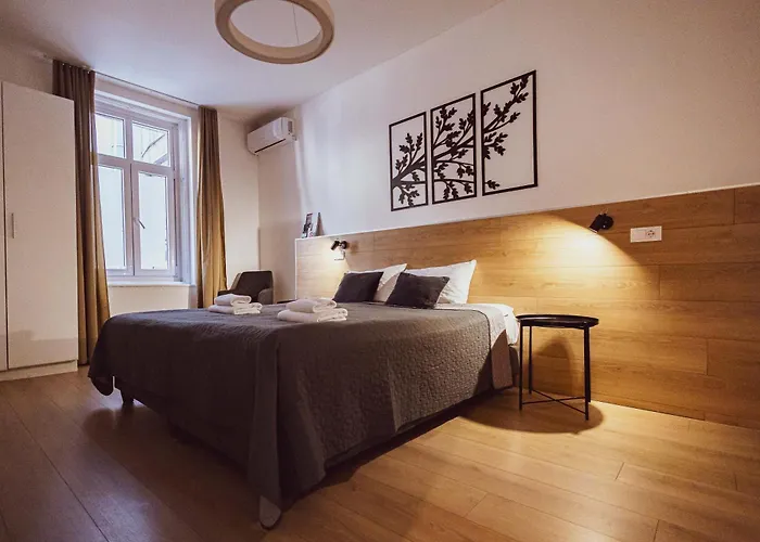 Bg Exclusive Suites