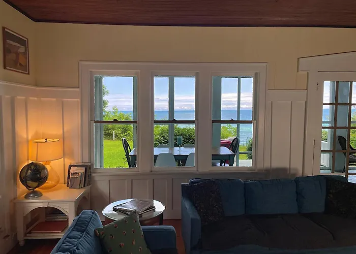 Waterfront Cottages In Lexington Vacation Homes