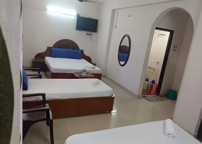 Sree Balaji Hotel - Lodge