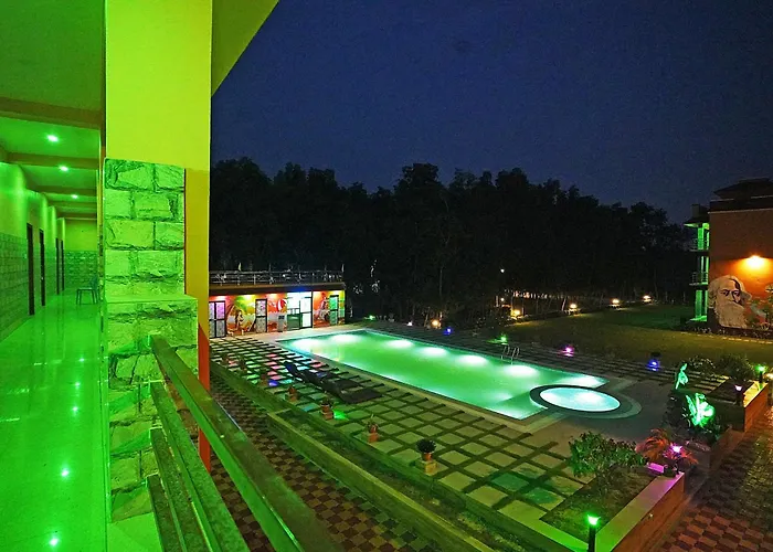 Resort Neel Nirjan