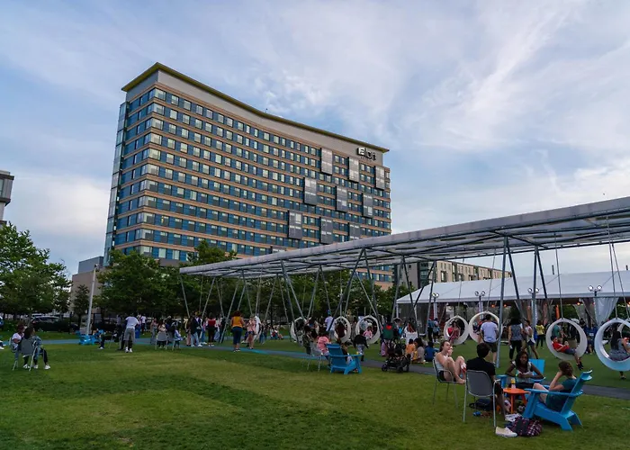 Aloft By Marriott Boston Seaport District