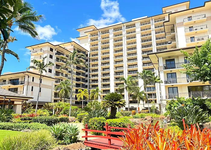 Ko Olina Beach Villas: Luxury Ocean View Condo with Lagoon Access