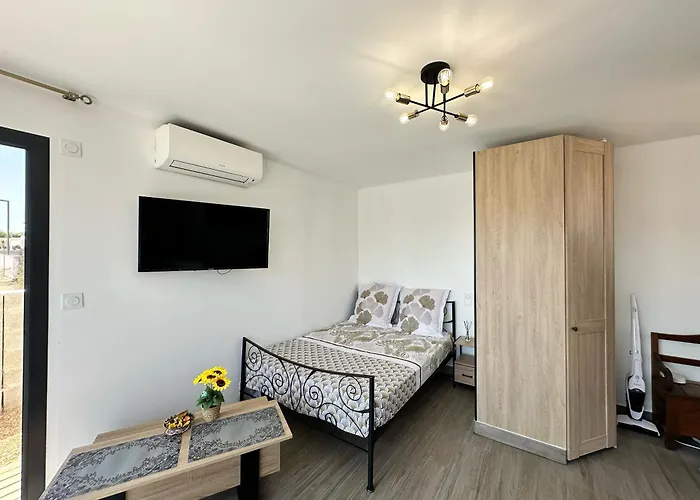 Studio et chambres V I P
