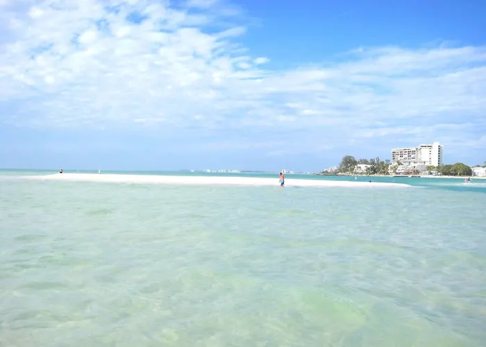 Newly Remodeled 8-Steps To Sand Path Of Beach! Unit D