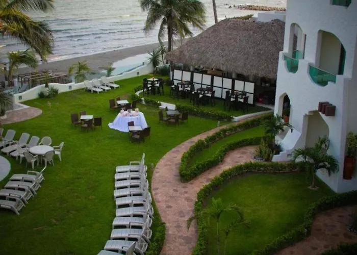 Playa Caracol Hotel & Spa