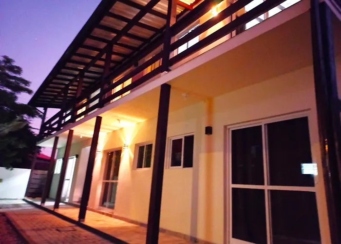 Floripa Beach House Hostel
