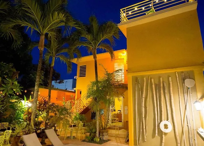 Casa De Amistad Guesthouse