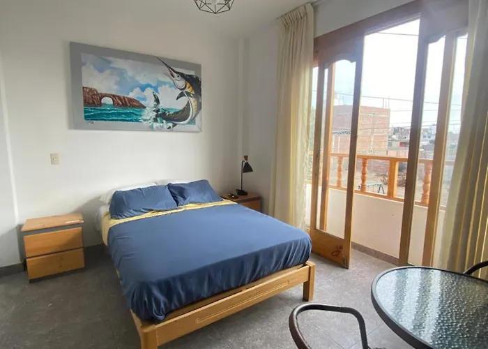 Ravenala Paracas Hostel & Apartment