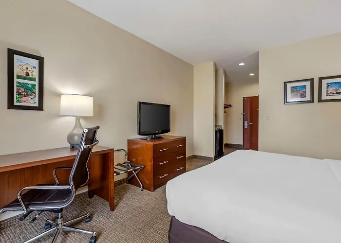 Comfort Inn & Suites Seguin