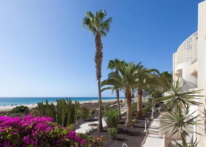 R2 Maryvent Beach Apartments