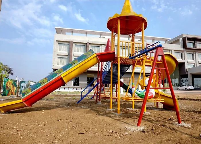 The Aanandam Hotel Resort