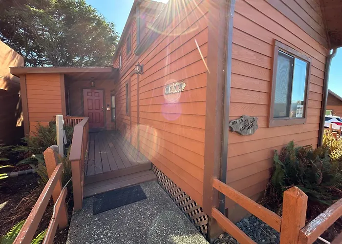 Oceanview Cabin 18 With Private Jacuzzi