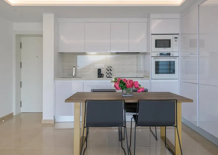 Grand Horizon Luxury Boutique Suites
