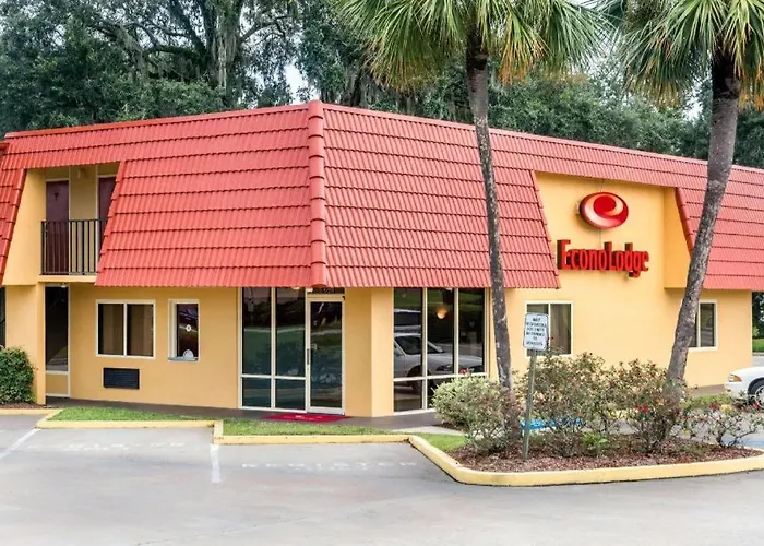 Econo Lodge Live Oak