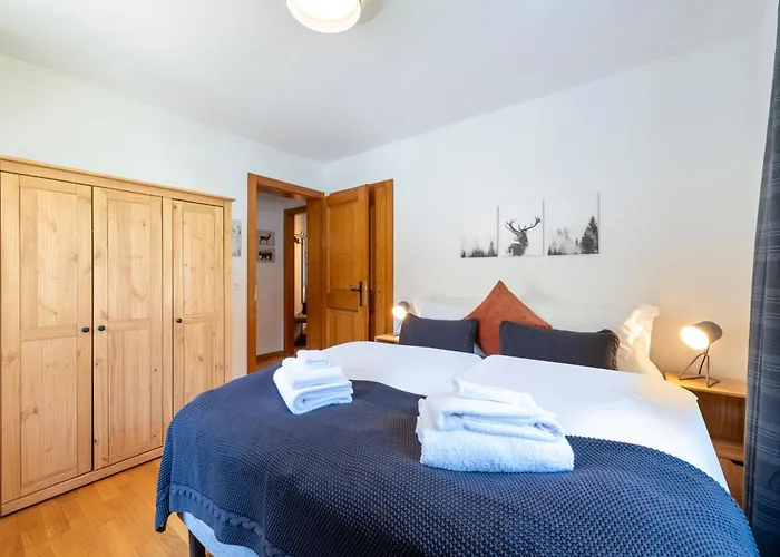 No 8 Bed & Bar
