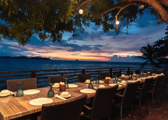 Altamare Dive And Leisure Resort Anilao