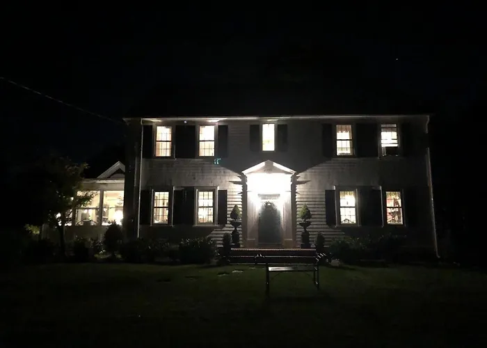 Silvershell Inn