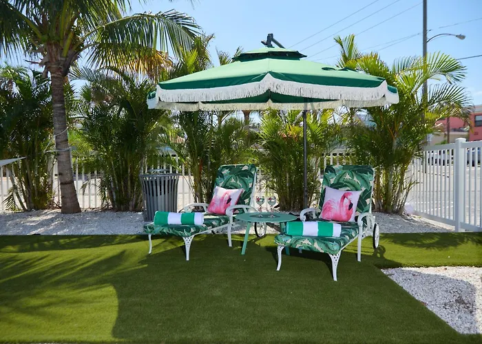 The Pearl Cabana Club