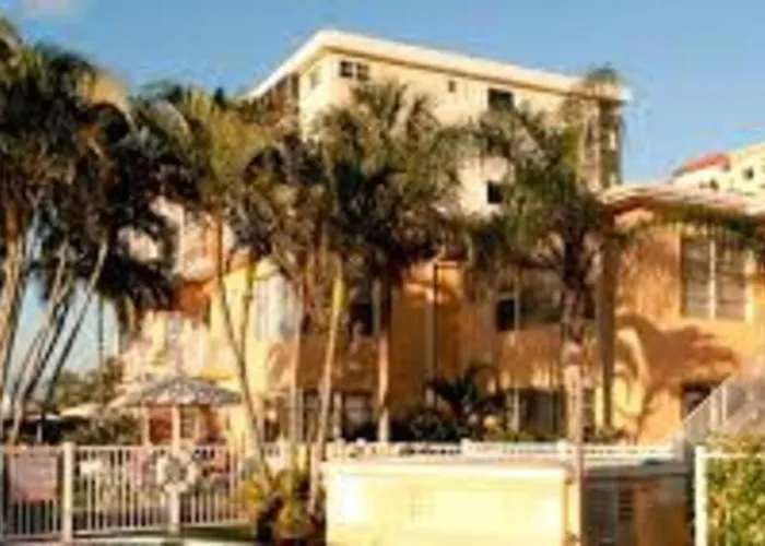 Aloha Apartments On The Intracoastal-Walk To The Beach