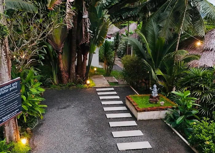 Paradise Cottage