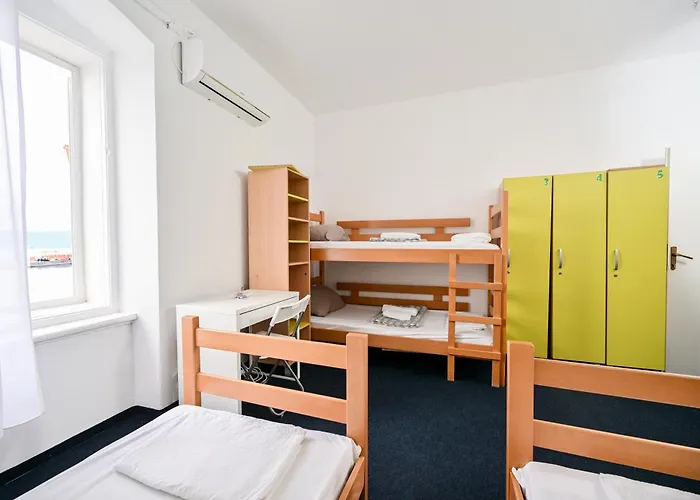 Hostel Fun