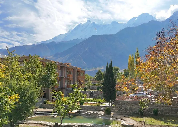 Dumani Nagar Hotel & Resort